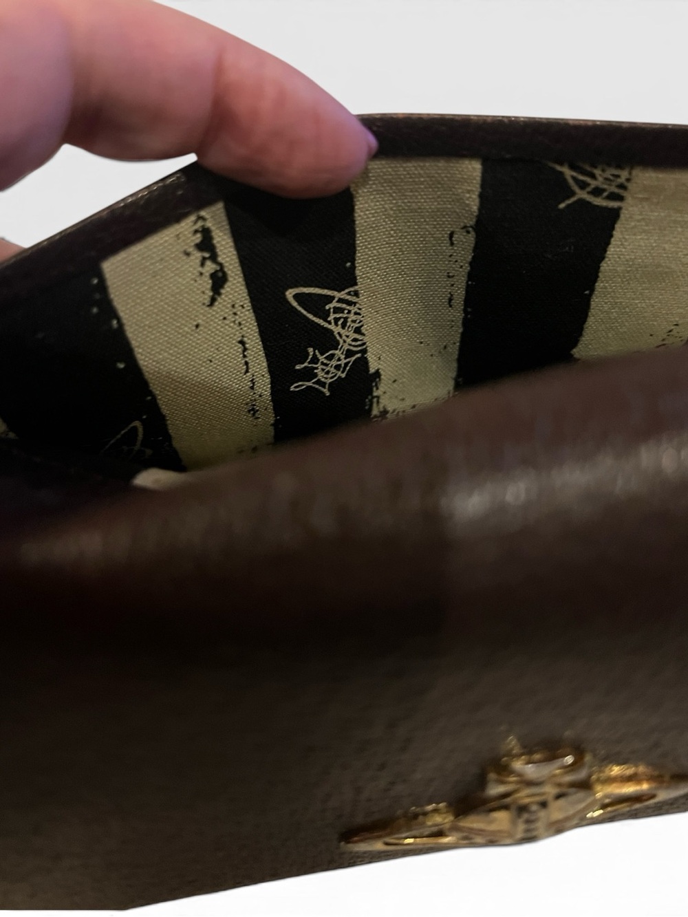 Vivienne Westwood Black Leather Wallet Gold Orb Logo - Picture 7 of 7